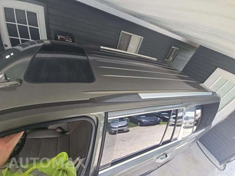 2017 GMC Yukon Denali 5SA – miniatura 12