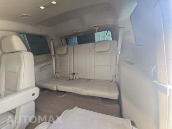 2017 GMC Yukon Denali 5SA – miniatura 14