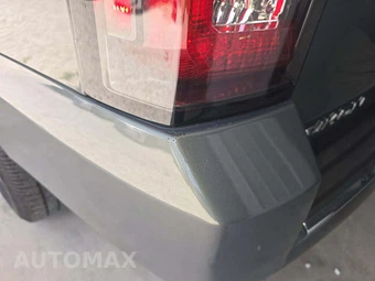 2017 GMC Yukon Denali 5SA – miniatura 24