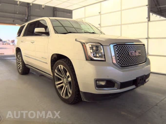 2017 GMC Yukon Denali 5SA – miniatura 3