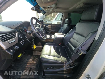 2017 GMC Yukon Denali 5SA – miniatura 7