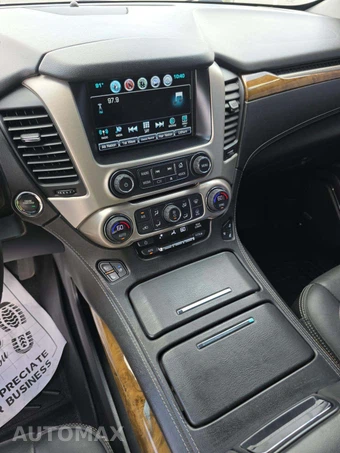 2017 GMC Yukon Denali 5SA - miniatura 10