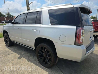2017 GMC Yukon Denali 5SA - miniatura 2