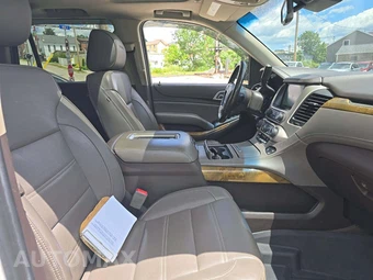2017 GMC Yukon Denali 5SA – miniatura 16