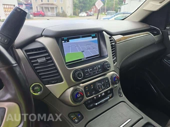 2017 GMC Yukon Denali 5SA – miniatura 7