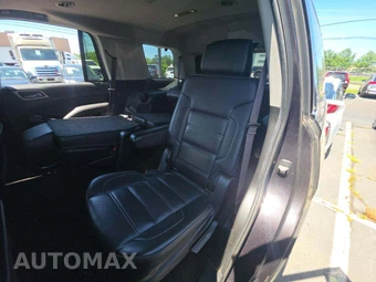 2017 GMC Yukon Denali 5SA – miniatura 13