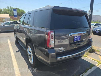 2017 GMC Yukon Denali 5SA – miniatura 2