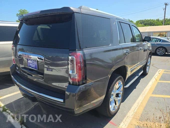 2017 GMC Yukon Denali 5SA – miniatura 3