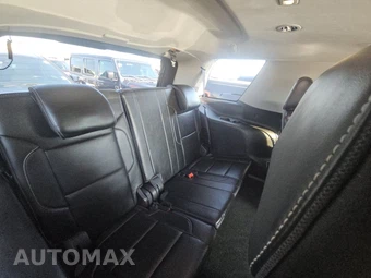2017 GMC Yukon Denali 5SA – miniatura 14