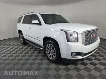 2017 GMC Yukon Denali 5SA - miniatura 3
