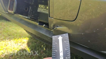 2017 GMC Yukon Denali 5SA - miniatura 28