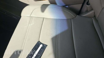 2017 GMC Yukon Denali 5SA - miniatura 33