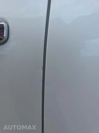 2017 GMC Yukon Denali 5SA - miniatura 25