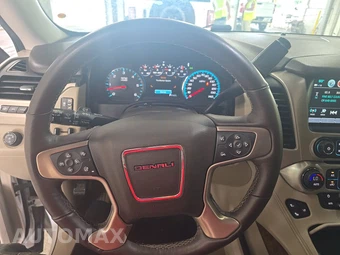 2017 GMC Yukon Denali 5SA - miniatura 10