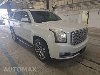 2017 GMC Yukon Denali 5SA - miniatura 3