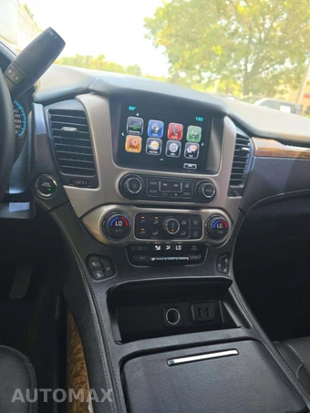 2017 GMC Yukon Denali 5SA - miniatura 10