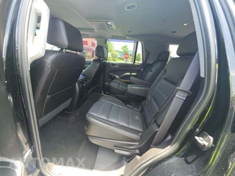 2017 GMC Yukon Denali 5SA - miniatura 13