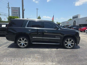 2017 GMC Yukon Denali 5SA - miniatura 4