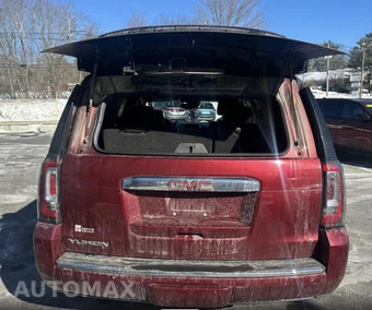 2017 GMC Yukon Denali 5SA - miniatura 9