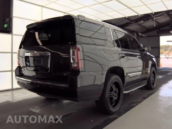 2017 GMC Yukon Denali 5SA - miniatura 4