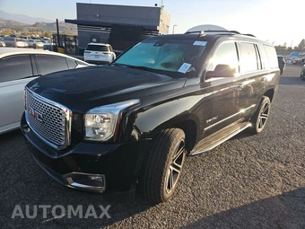 2017 GMC Yukon Denali 5SA
