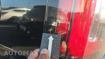 2017 GMC Yukon Denali 5SA - miniatura 31