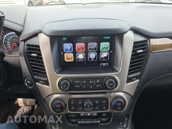 2017 GMC Yukon Denali 5SA - miniatura 10
