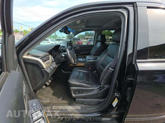 2017 GMC Yukon Denali 5SA - miniatura 6