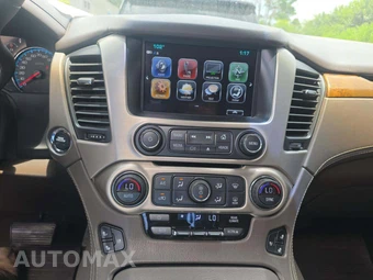 2017 GMC Yukon Denali 5SA - miniatura 10