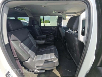 2017 GMC Yukon Denali XL 5SA - miniatura 19