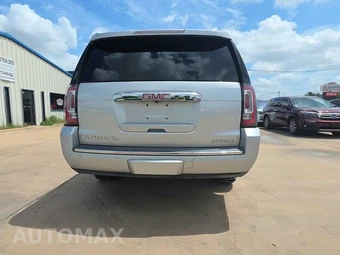 2017 GMC Yukon Denali XL 5SA - miniatura 4