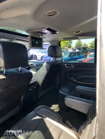 2017 GMC Yukon Denali XL 5SA - miniatura 8