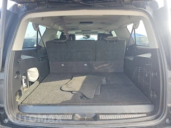 2017 GMC Yukon Denali XL 5SA - miniatura 17