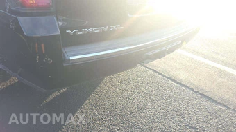 2017 GMC Yukon Denali XL 5SA - miniatura 27