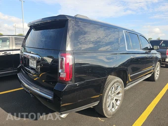 2017 GMC Yukon Denali XL 5SA - miniatura 4