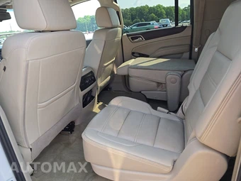 2017 GMC Yukon Denali XL 5SA - miniatura 13