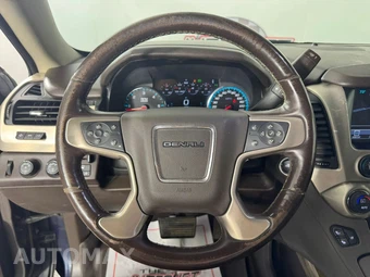 2017 GMC Yukon Denali XL 5SA - miniatura 13