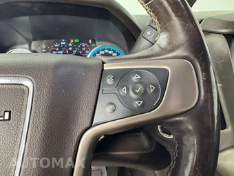 2017 GMC Yukon Denali XL 5SA - miniatura 16