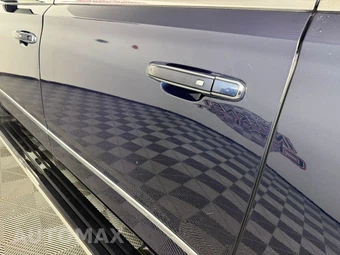 2017 GMC Yukon Denali XL 5SA - miniatura 28