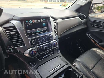2017 GMC Yukon Denali XL 5SA - miniatura 10