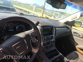 2017 GMC Yukon Denali XL 5SA - miniatura 11