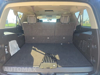 2017 GMC Yukon Denali XL 5SA - miniatura 17