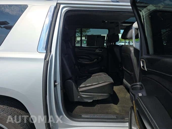 2017 GMC Yukon Denali XL 5SA - miniatura 17