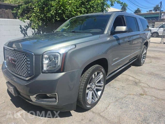 2017 GMC Yukon Denali XL 5SA