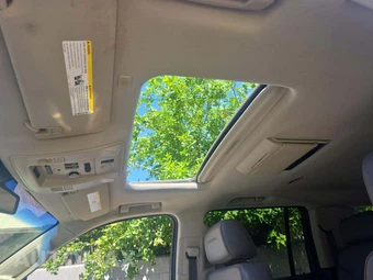 2017 GMC Yukon Denali XL 5SA - miniatura 11
