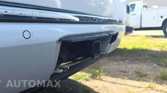 2017 GMC Yukon Denali XL 5SA – miniatura 29