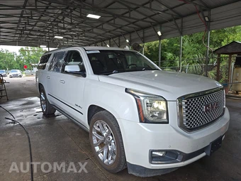 2017 GMC Yukon Denali XL 5SA – miniatura 3