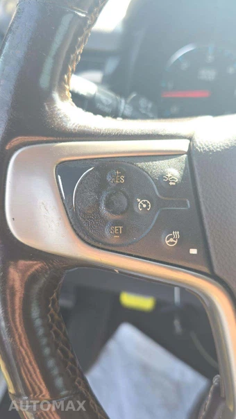 2017 GMC Yukon Denali XL 5SA – miniatura 45