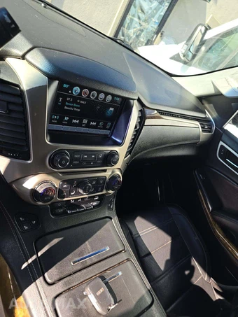 2017 GMC Yukon Denali XL 5SA - miniatura 10