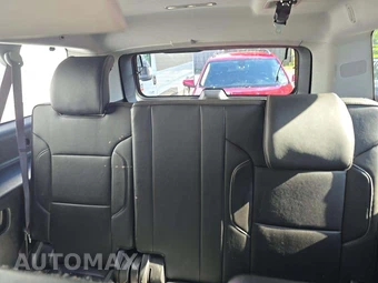 2017 GMC Yukon Denali XL 5SA - miniatura 14
